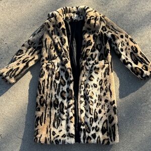 Elie Tahari Leopard print fur Coat
